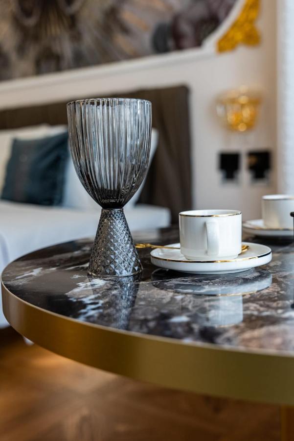 Queen Cattleya Suite เจนัว ภายนอก รูปภาพ